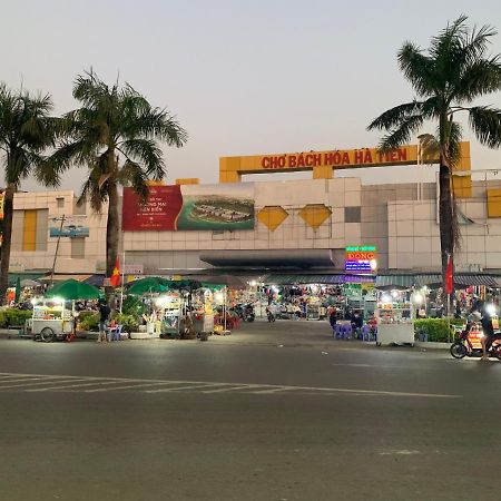 Khach San Tu Anh Hotel Ha Tien Exterior photo
